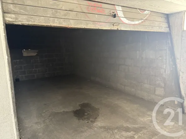 Parking 15 m²