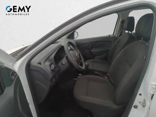 Dacia Sandero sce 75 — photo 24