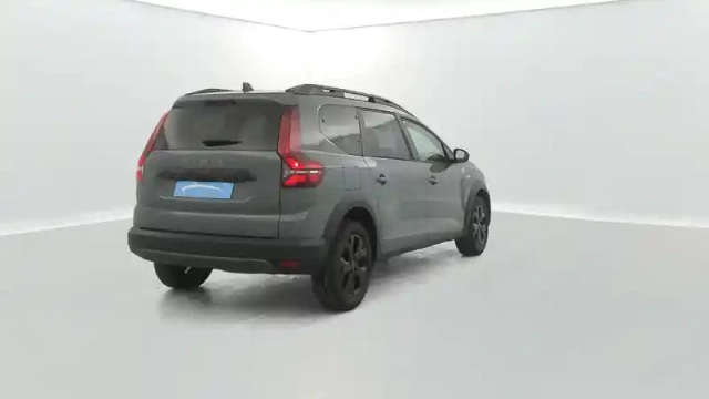 Dacia Jogger eco-g 100 7 places gsr2 — photo 23