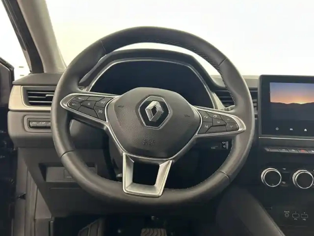 Renault Captur e-tech plug-in 160 — photo 24