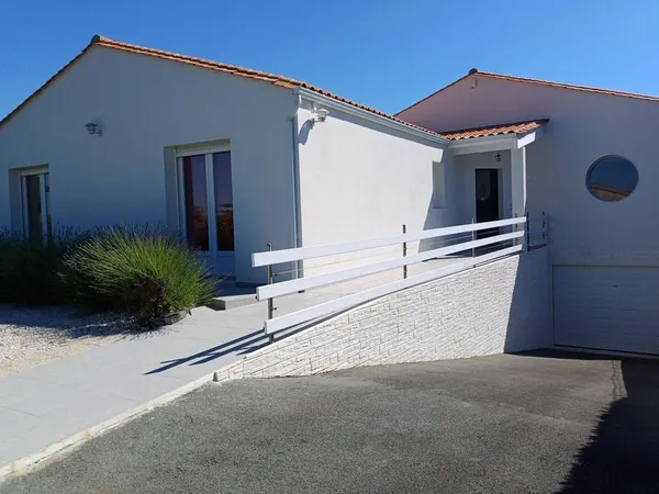 Maison 4 pièces 164 m²