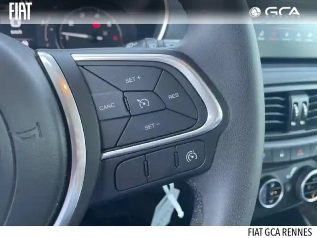 Fiat Tipo cross 1.0 firefly turbo 100ch s/s pack my22 — photo 10