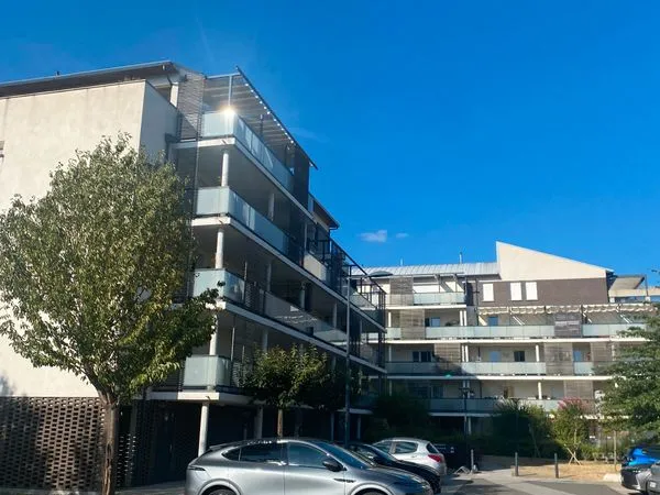 Location Appartement 3 pièces 65m2 - BALMA