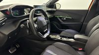 Peugeot 2008 1.2 PureTech 130ch S&S GT EAT8 — photo 12