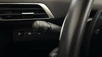 Peugeot 3008 1.2 PureTech 130ch S&S Allure Pack — photo 23