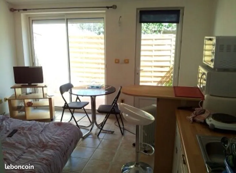 Photo 1