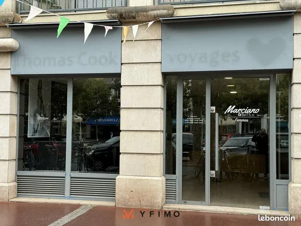 LOCAL COMMERCIAL 111 m² MAISONS-LAFFITTE