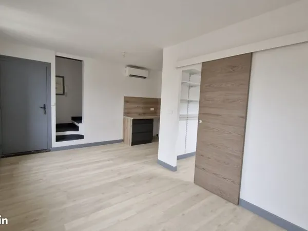 Uzes CV part loue P2