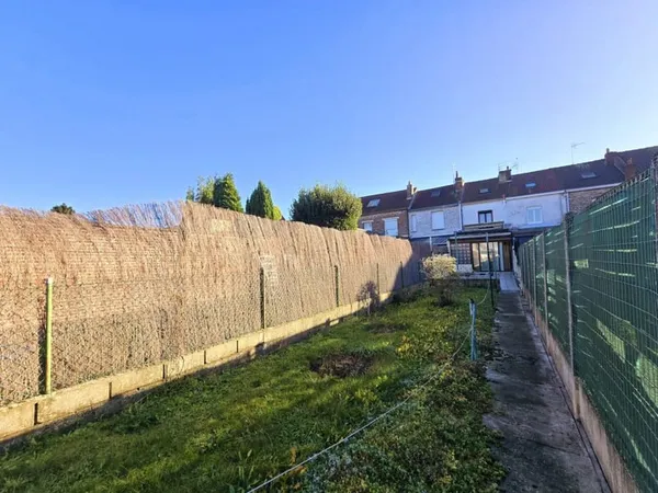 À Vendre : Maison 1930 de 75 m2 avec Jardin Secteur Lomme/