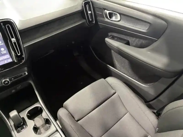 Volvo Ex40 single extended range 252 ch 1edt — photo 9