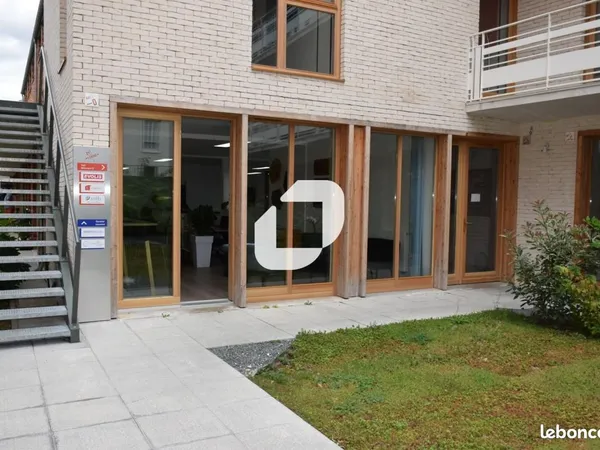 Bureau 336 m²