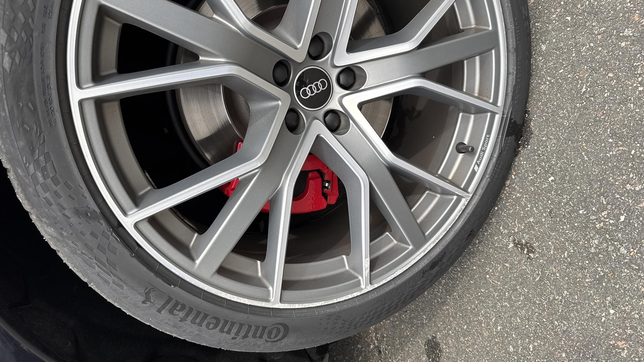 Audi Q7 60 TFSI e 462 Tiptronic 8 Quattro — photo 30