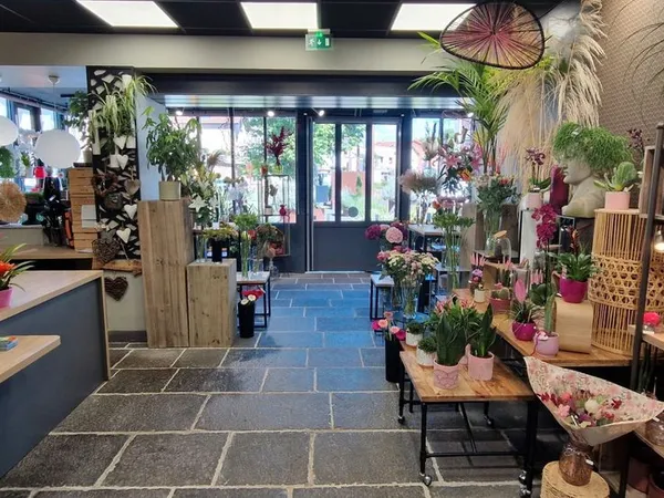 Fonds de commerce fleuriste 65 m²