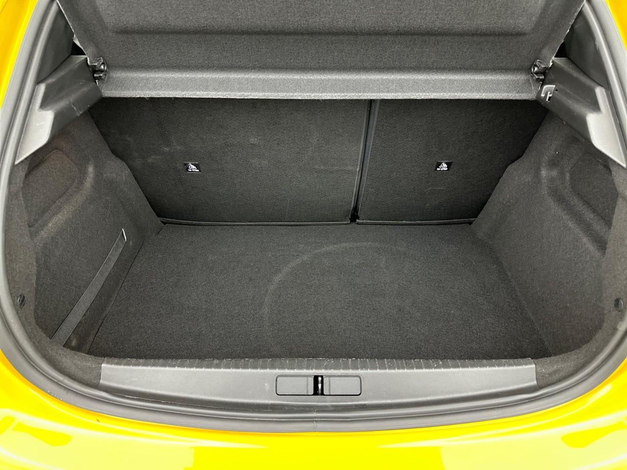 Peugeot 208 puretech 100 s&s bvm6 allure — photo 6