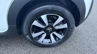 Citroen C3 1.2 PureTech 83ch S&S Shine — photo 11