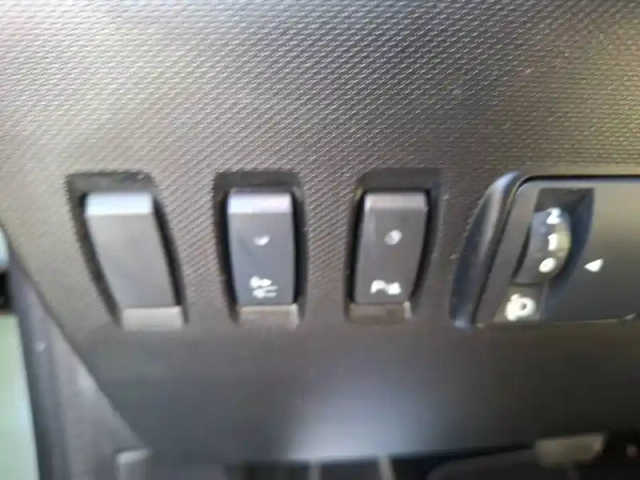 Renault Twingo iii achat intégral — photo 37