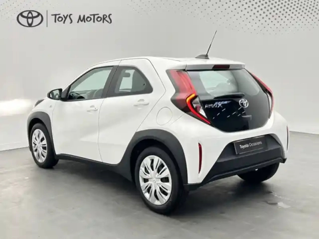 Toyota Aygo 1.0 vvt-i 72 dynamic — photo 3