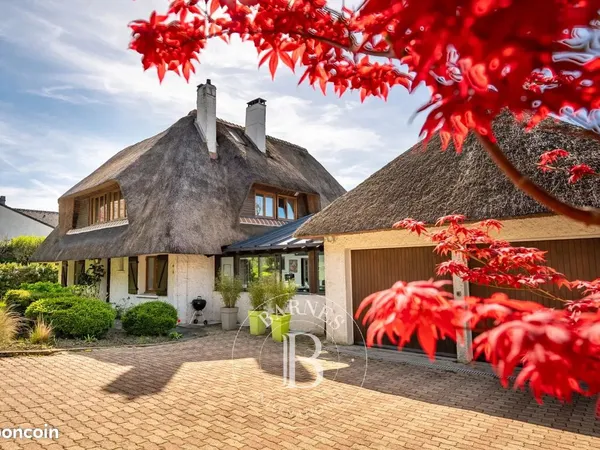 Maison 7 pièces 249 m²