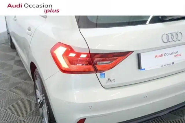 Audi A1 25 tfsi 95 ch bvm5 advanced — photo 9