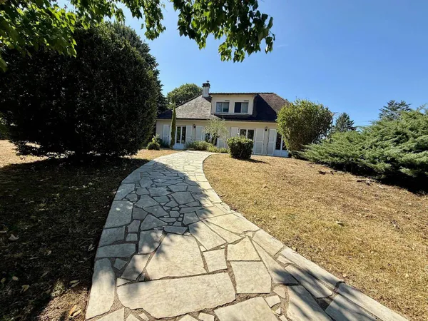 Maison 6 pièces 167 m²