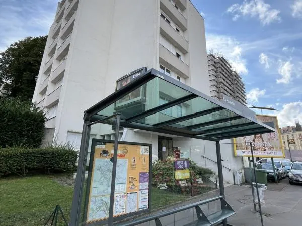 Stationnement Location Nancy 80€