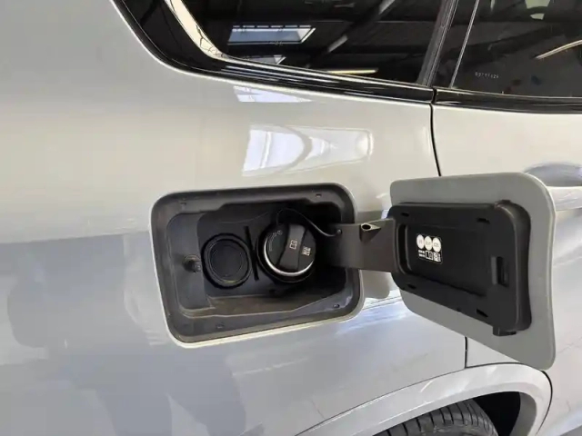 Bmw X5 xdrive50e 489 ch bva8 — photo 74