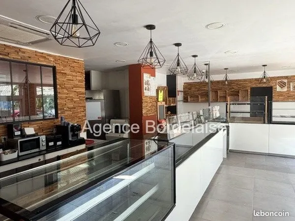 Boulangerie, pâtisserie 235 m² Mérignac