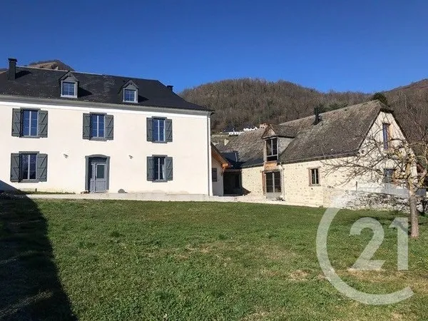 Maison 237 m²