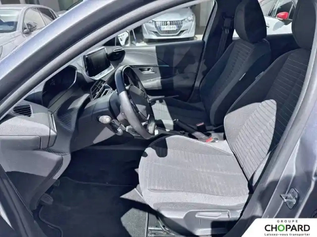 Peugeot 208 puretech 100 s&amp;s bvm6 — photo 10