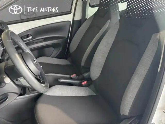 Toyota Aygo 1.0 vvt-i 72 dynamic — photo 12