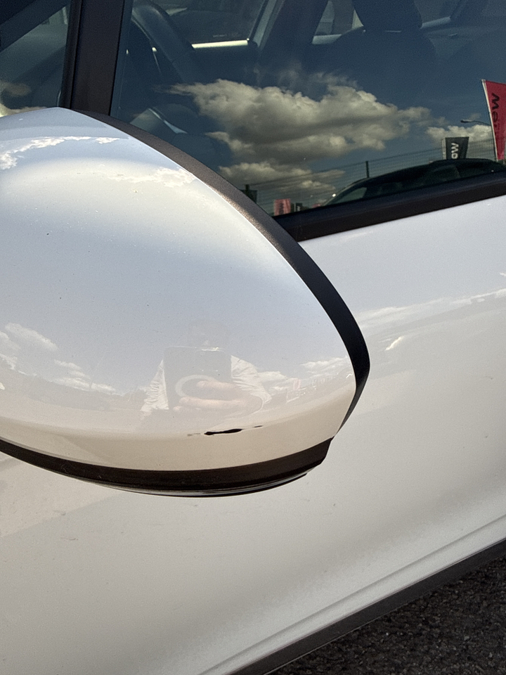 Renault Clio E-Tech 140 - 21 — photo 25