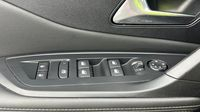 Peugeot 308 1.2 PureTech 130ch S&S Allure Pack EAT8 — photo 18