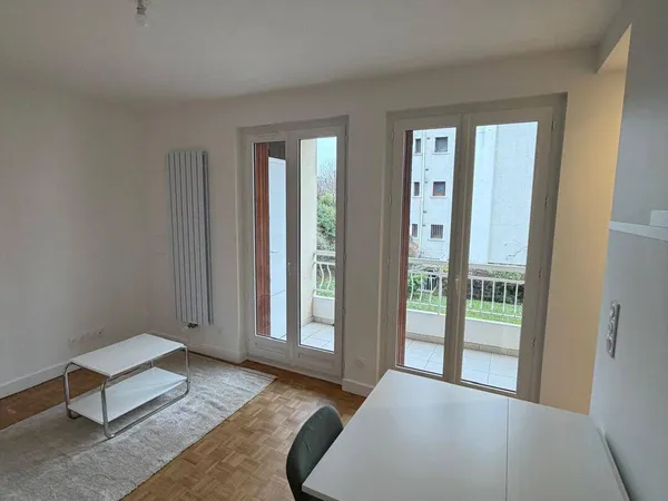 Studio 1 pièce 27 m²