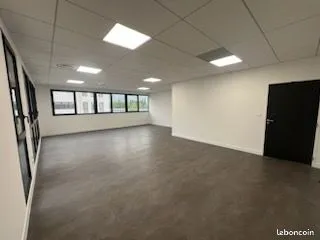 Bureaux 63 m²