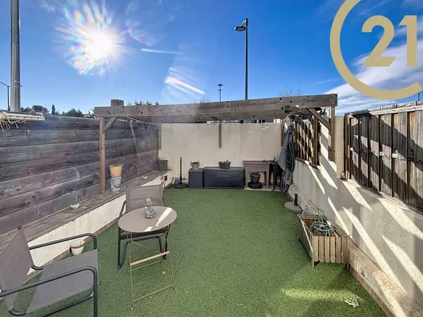 VENTE EN EXCLUSIVITE - PUGET-SUR-ARGENS - Maison individuell