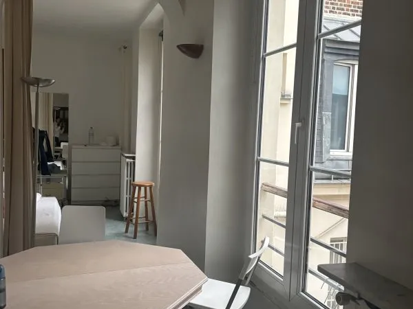 Loue chambre en colocation dans appartement - 10 m²