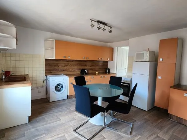 Appartement Location Cours 2p 40m² 450€