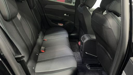 Peugeot 308 1.5 BlueHDi 130 EAT8 - Allure – 2025 – 53500 km – Diesel – Boîte Automatique — photo 30