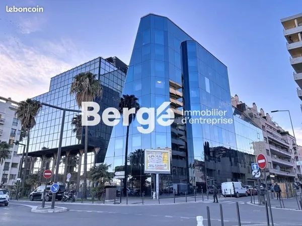 Bureaux 173 m²