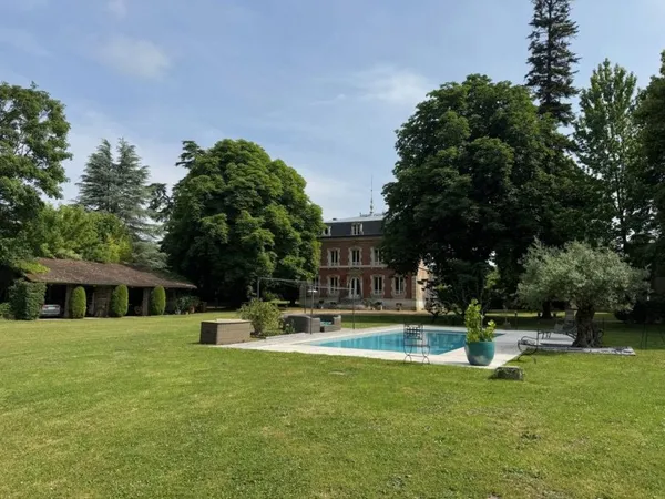Château 11 pièces 436 m²