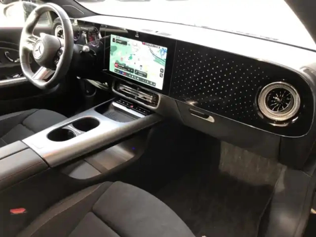 Mercedes Cla 250+ avec technologie eq l — photo 10