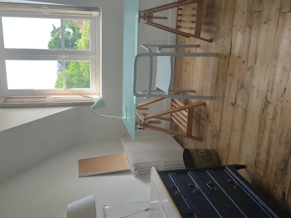 Loue chambre d'étudiant 20m² chez l'habitant à proximité du lycée Malherbe Caen