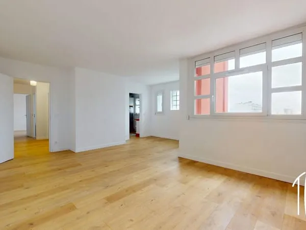 EXCLUSIVITE - VILLEJUIF - APPARTEMENT 3 PIECES - 64m² - BOX - METRO 7