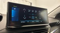 Peugeot 3008 HYBRID 225ch Allure Pack e-EAT8 — photo 19