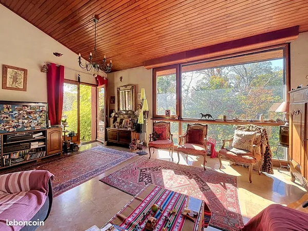 Maison 7 pièces 168 m²