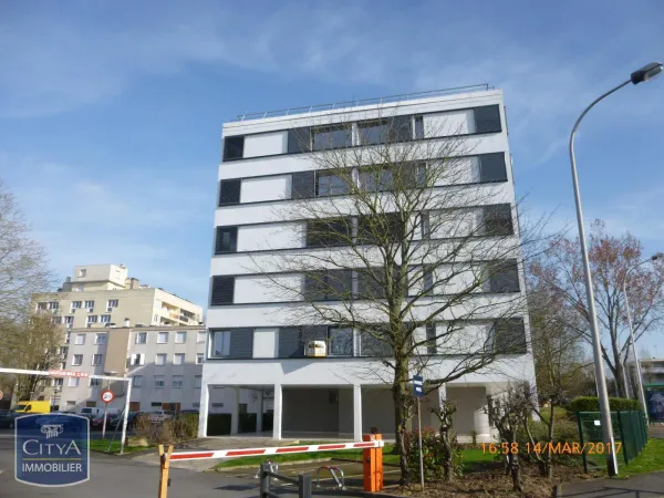 Stationnement Location Évry-Courcouronnes 66€