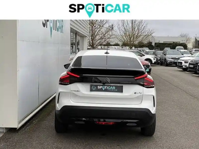 Citroën C4 e- 136 ch automatique — photo 42