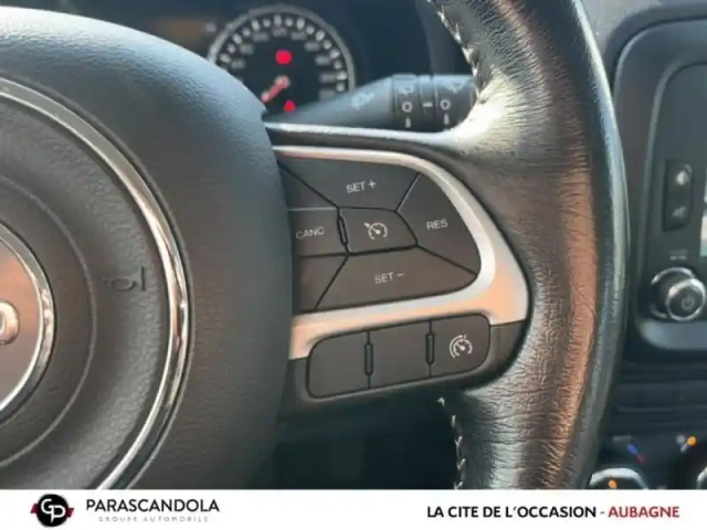 Jeep Renegade 1.4 multiair s&amp;s 140ch longitude — photo 13
