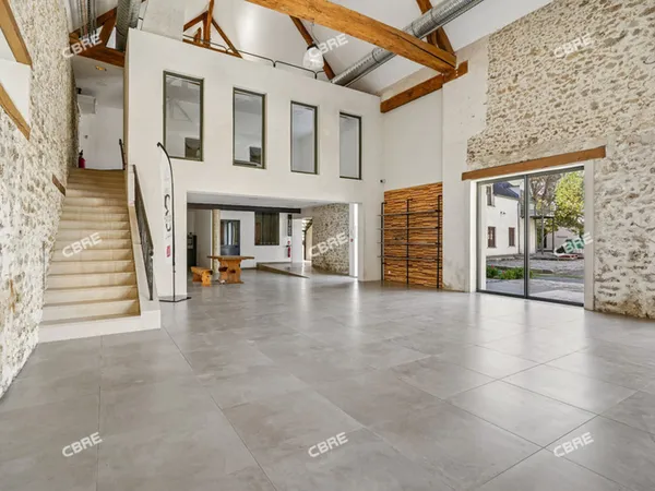 Local industriel 537 m²