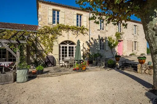 Propriété 11 pièces 421 m²